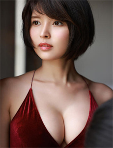 《漂亮的保姆5手机在线观看中文版-强奸美女老师》