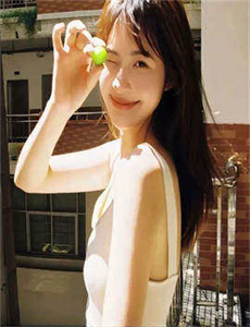 《大叔轻一点可以吗-白色乳息未增删带翻译樱花》